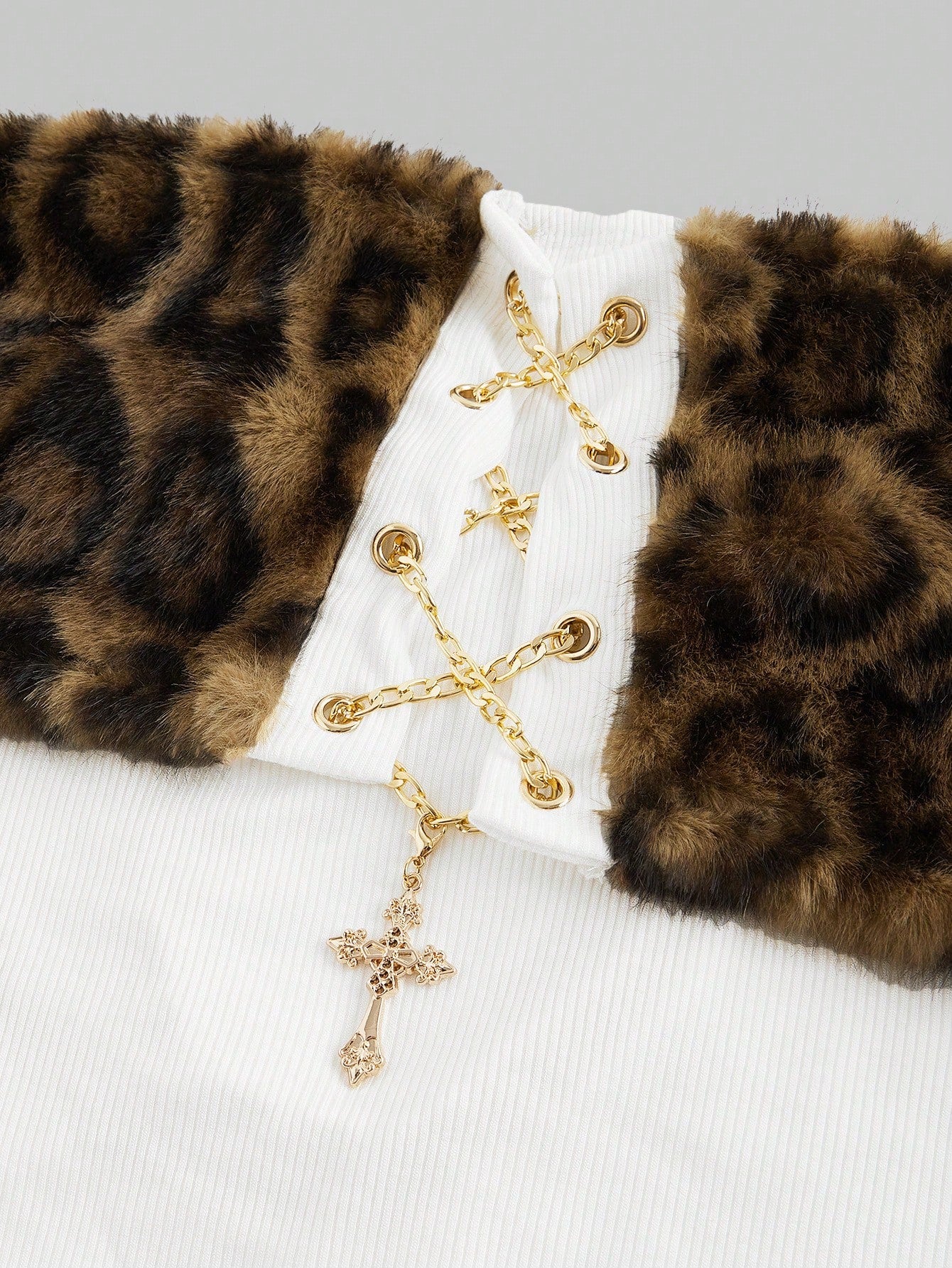 ROMWE Grunge Punk Y2K Harajuku Print Patchwork Leopard Furry Tight Fitted Cropped Tank Top With Sleeve