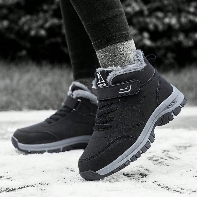 Women's Climbing Shoes Fashion Thermal Lined Sports Shoes Black Sports Shoes High-Top Shoes