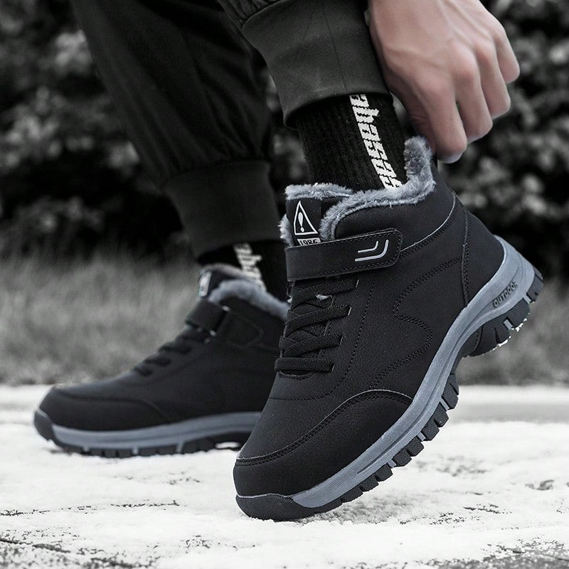 Women's Climbing Shoes Fashion Thermal Lined Sports Shoes Black Sports Shoes High-Top Shoes