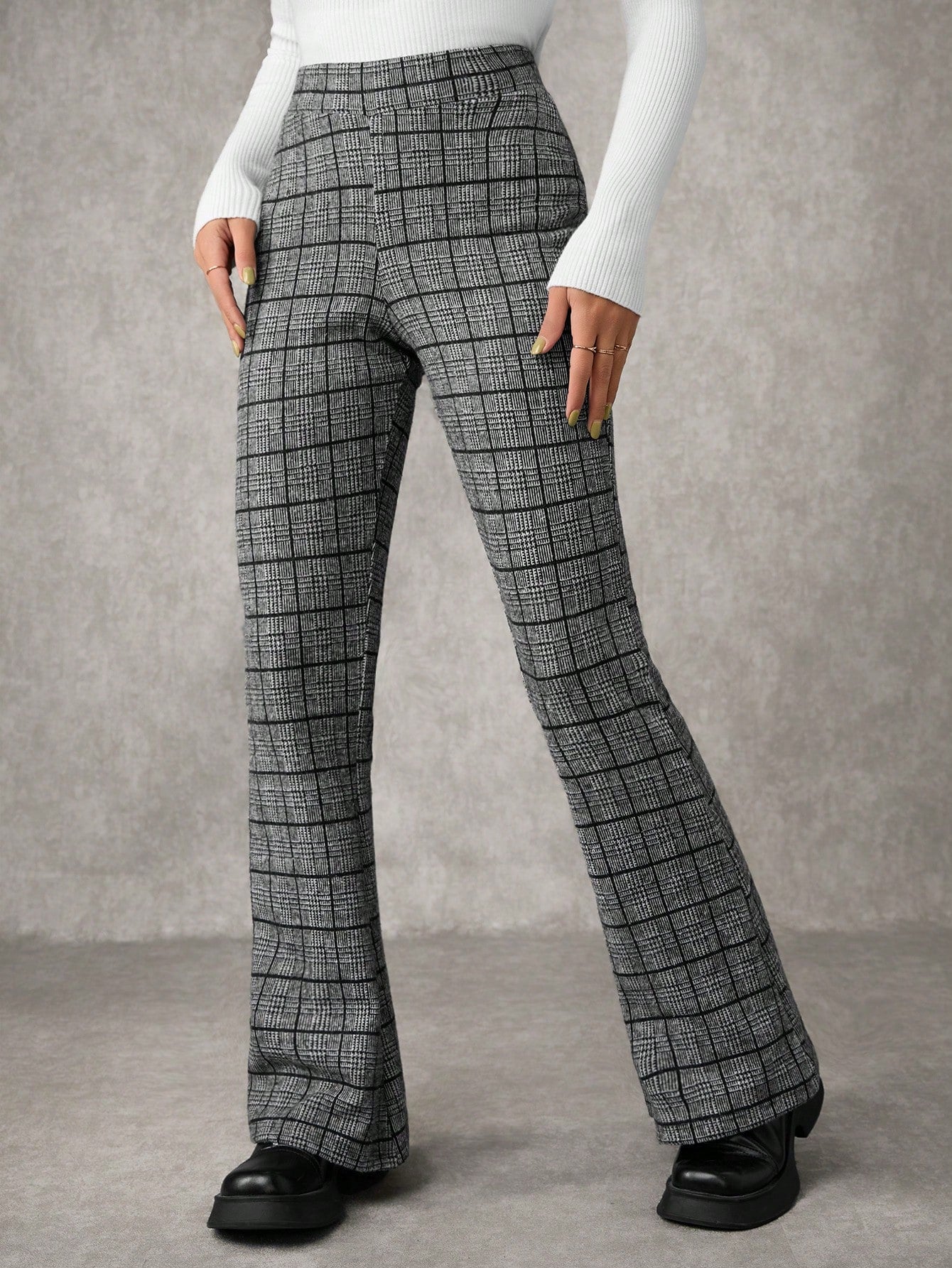 Women's Plaid Print Flare Leg Elastic Waist Elegant Commuter Pants
