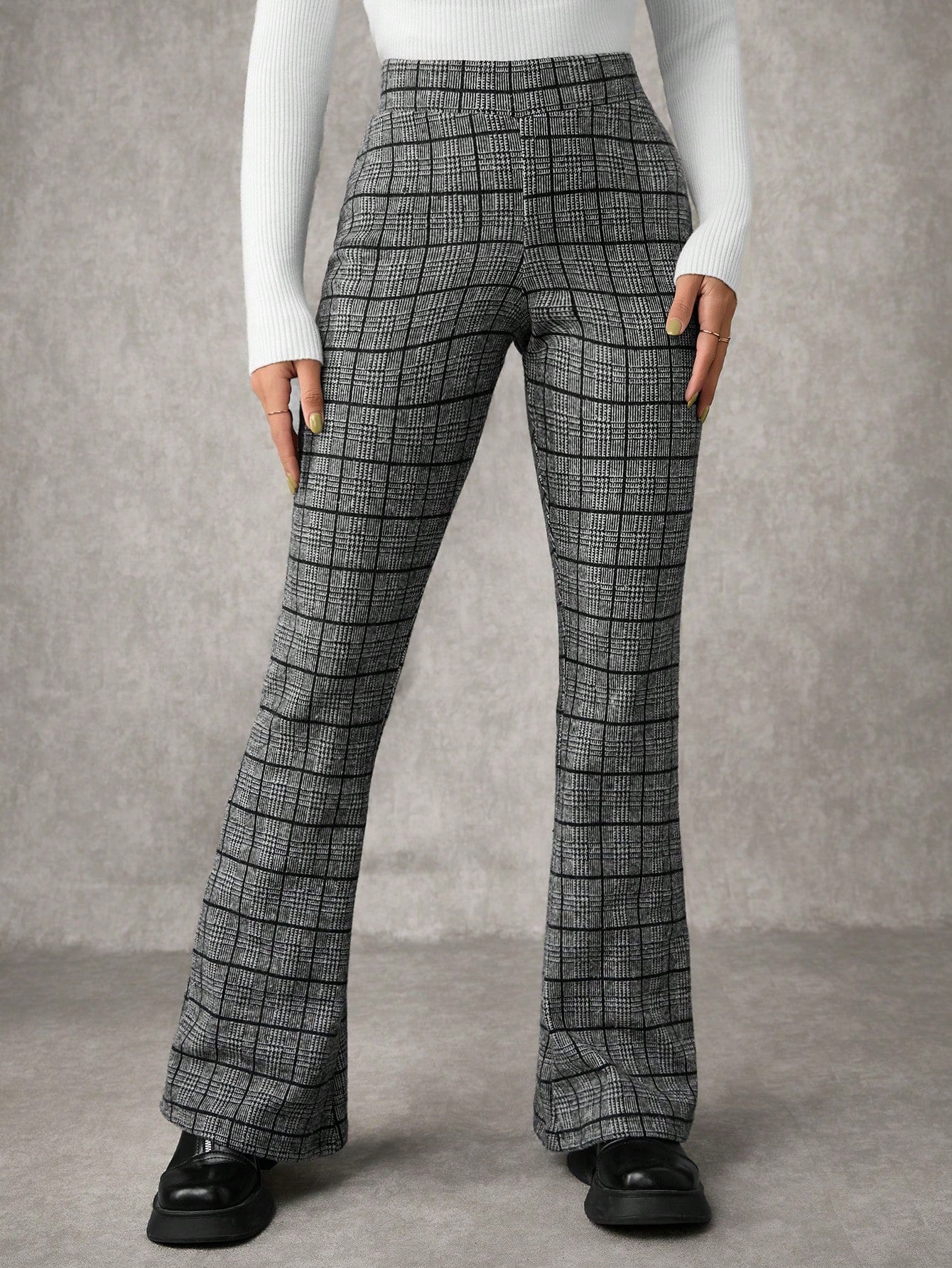Women's Plaid Print Flare Leg Elastic Waist Elegant Commuter Pants