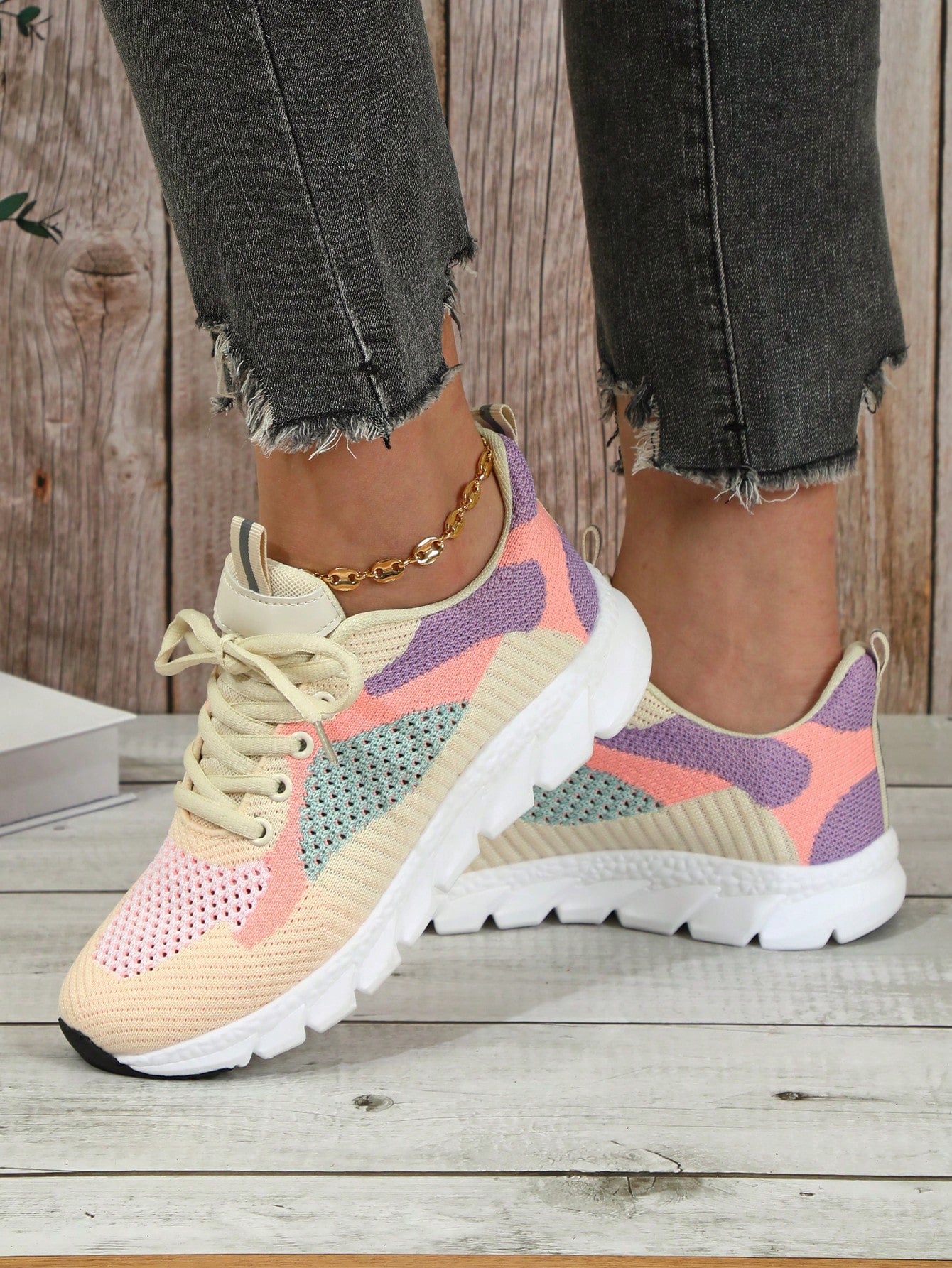 Multicolor Camouflage Teddy Bear Cute Design Sports Walking Shoes For Men And Women, School Shoes