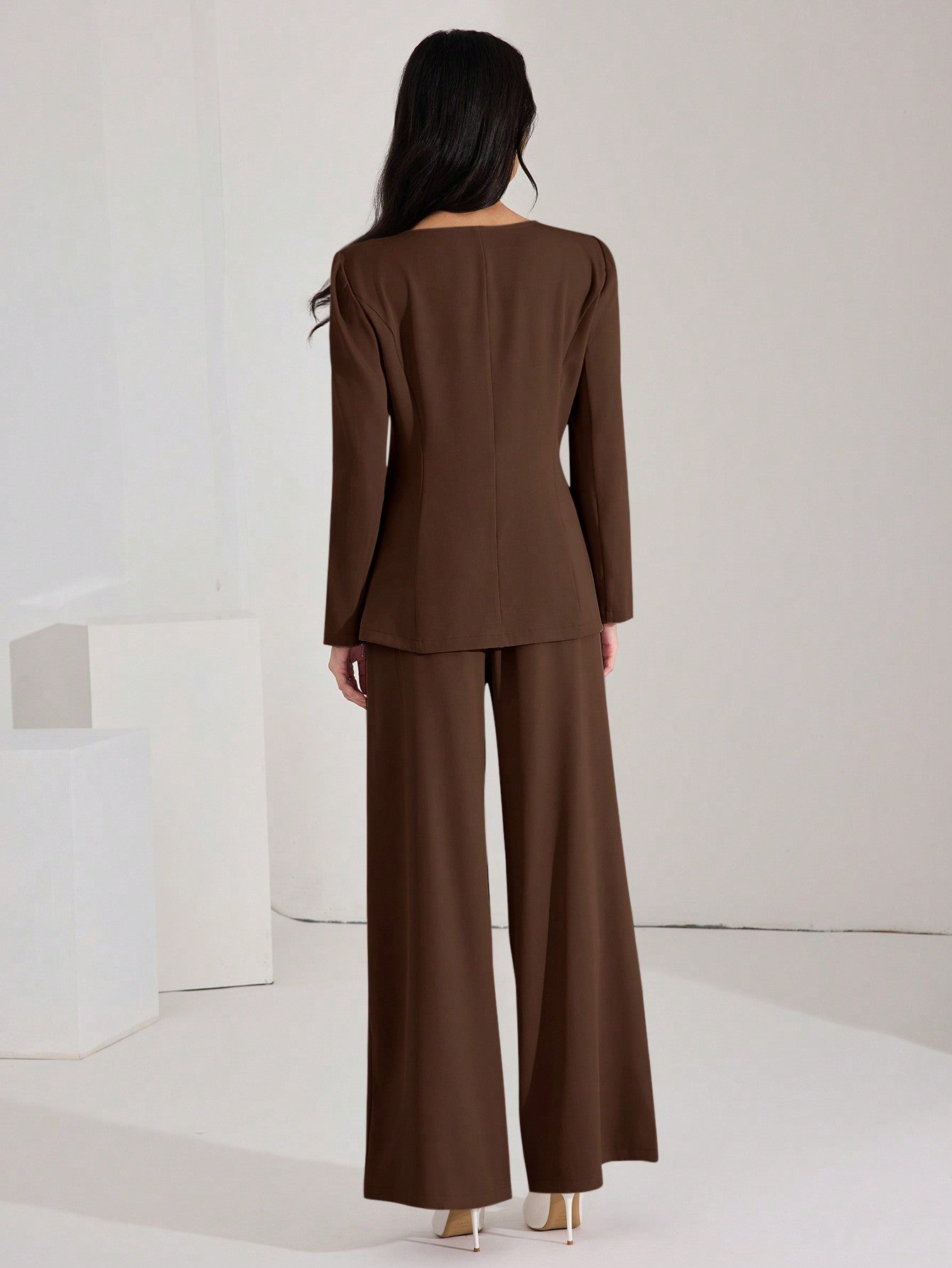 Heiryn Women's Elegant Solid Color Fitted Jacket And Pants Suit Set, Chocolate Brown Modern Suiting