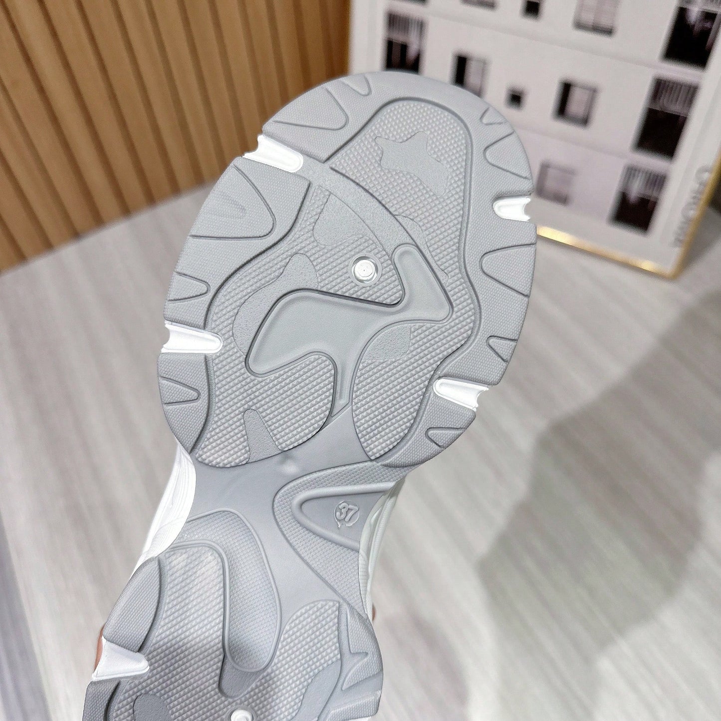 Women Round Toe Lace-Up Color Block Mesh Breathable Comfortable Fashionable Casual Thick Sole Sneakers, Versatile White Shoes For Women