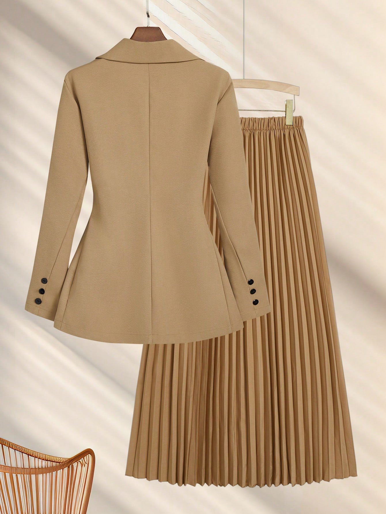 Franclia Plus Size Women's Brown Business Casual Loose Fit Blazer & A-Line Pleated Skirt Suit