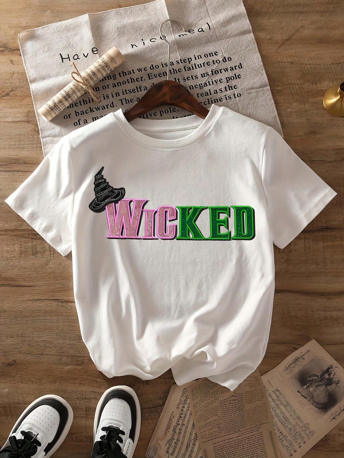 INAWLY Women's Casual Loose Fit Skull Print Round Neck Drop Shoulder Sleeve T-Shirt, Summer Tee, Halloween Clothes Graphic Tees Women Tops