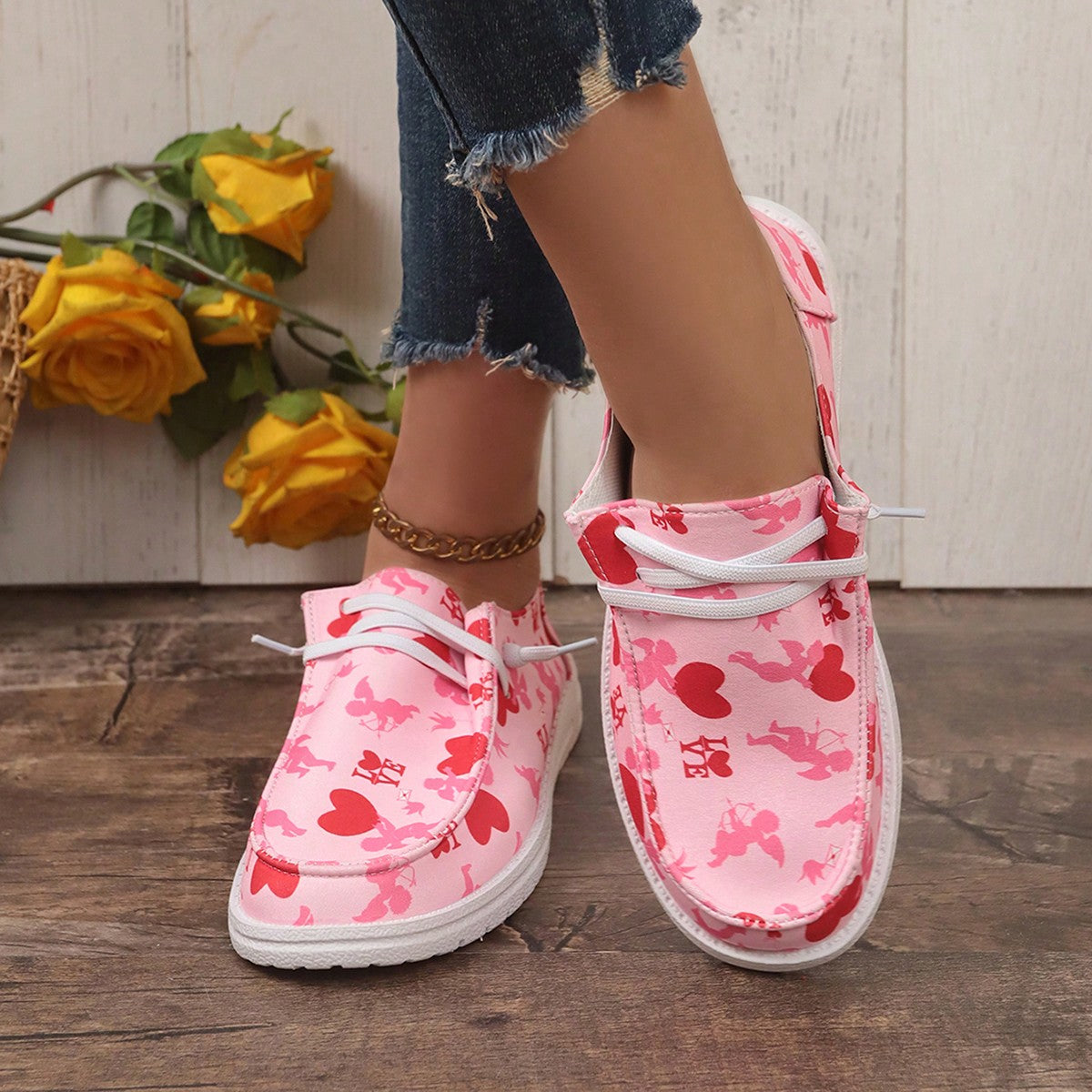 Round Toe Lace-Up Contrast Color Heart & Cartoon Print Fashionable Versatile Women Casual Sneakers For Urban Outdoor