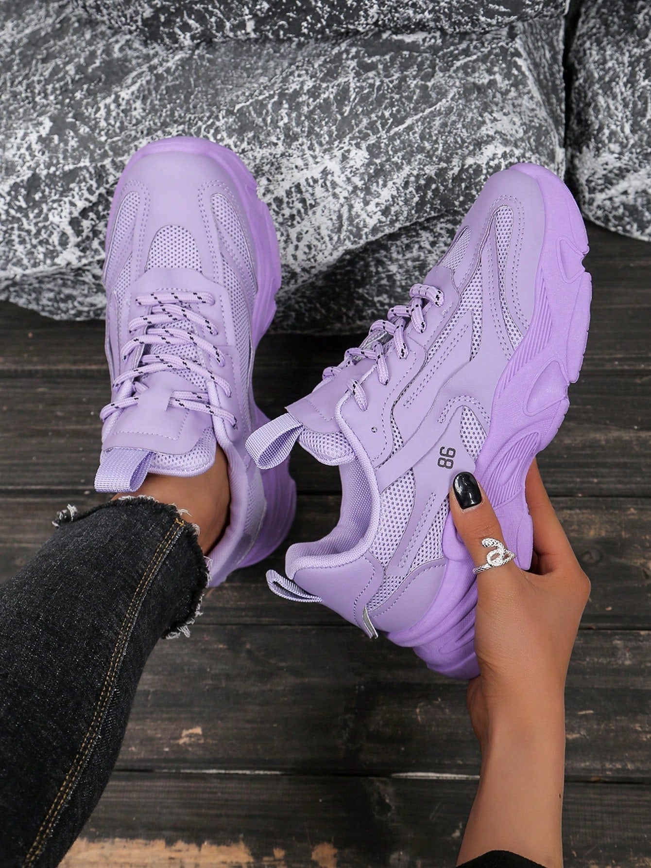 Women Round Toe Lace-Up Color Block Mesh Breathable Comfortable Fashionable Casual Thick Sole Sneakers, Versatile White Shoes For Women