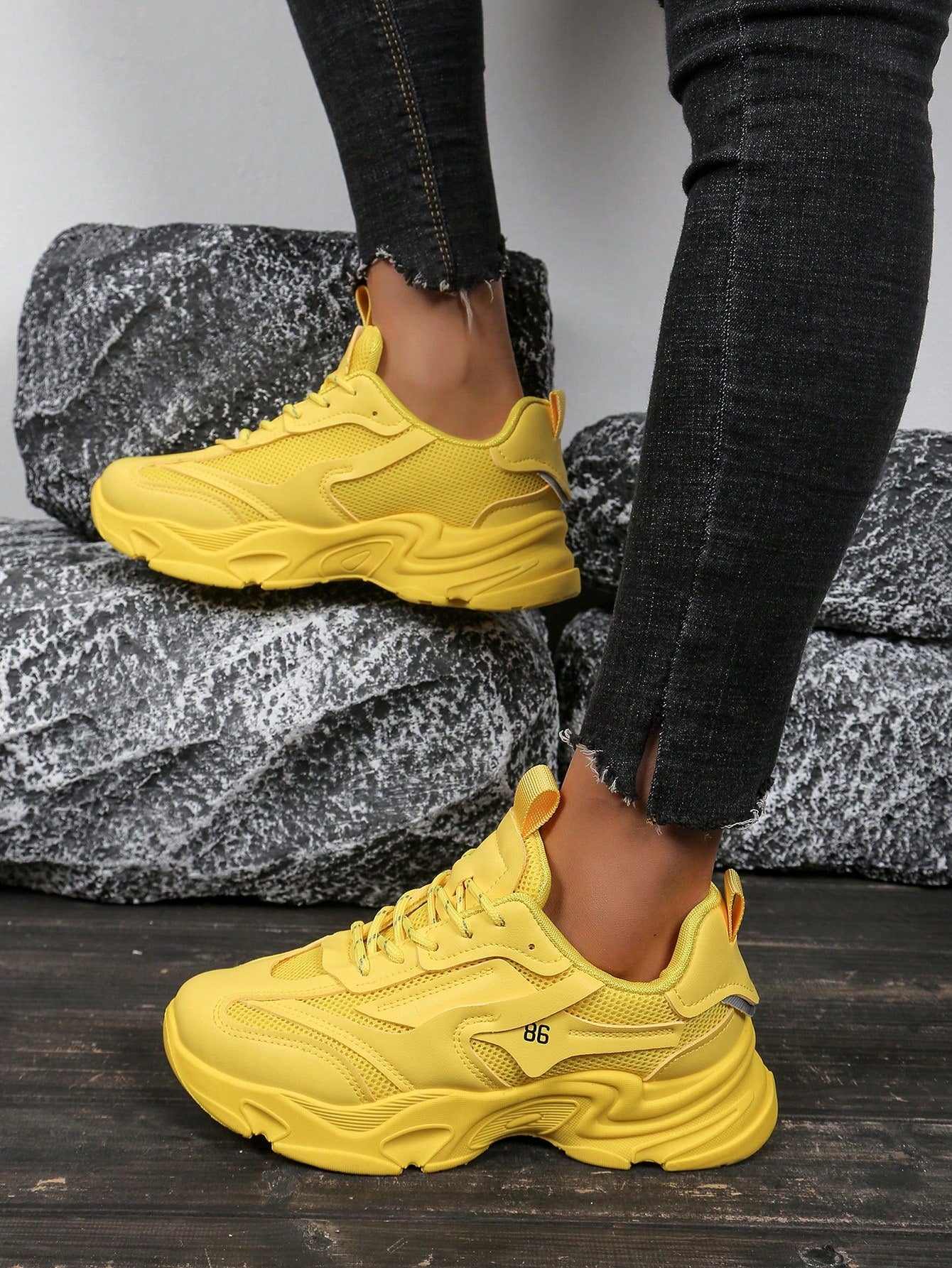 Women Round Toe Lace-Up Color Block Mesh Breathable Comfortable Fashionable Casual Thick Sole Sneakers, Versatile White Shoes For Women