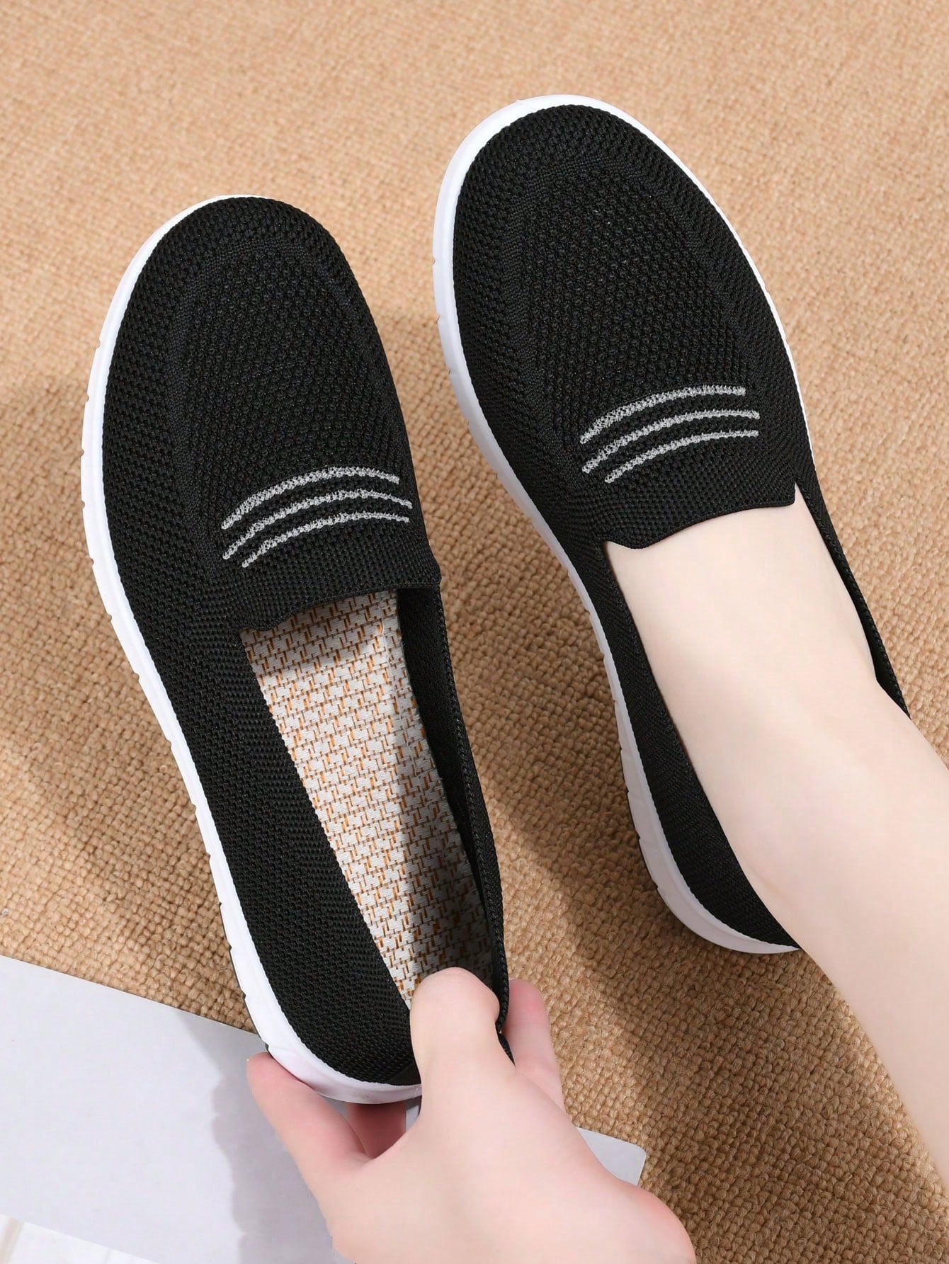 2024 New Spring & Fall Lightweight Women Shoes, Middle Aged Mother Shoes, Soft Non-Slip Breathable Flats, Comfortable Grandma Casual Loafers