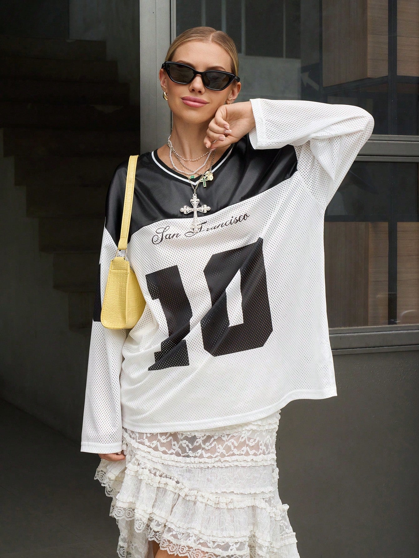 EZwear Women's New V-Neck Casual Sports Letter & Graphic Splice Oversized Loose Long Sleeve T-Shirt, White