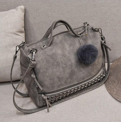 Rustic Charm Leather Shoulder Bag – Stylish Cowgirl Handbag