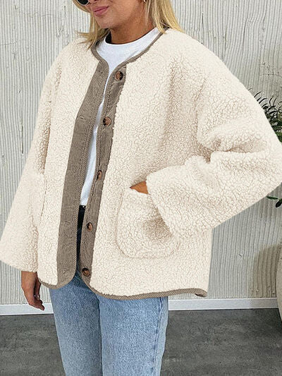 Modern Cozy Women Luxuriously Cozy Contrast Button Up Sherpa Jacket with Pockets For Fall & Winter