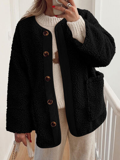 Modern Cozy Women Luxuriously Cozy Contrast Button Up Sherpa Jacket with Pockets For Fall & Winter