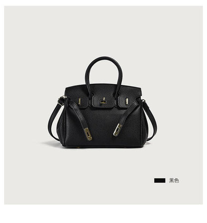 Retro Cowgirl Messenger Bag – Stylish and Chic Leather Handbag