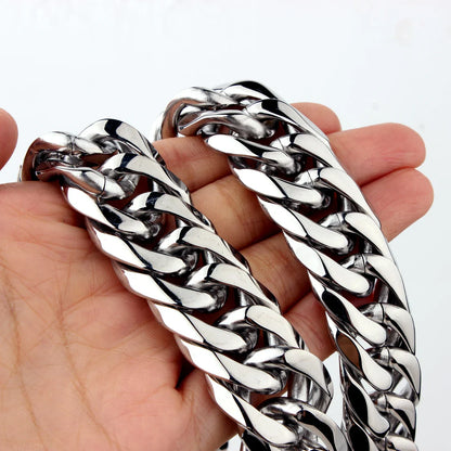 chunky silver necklace