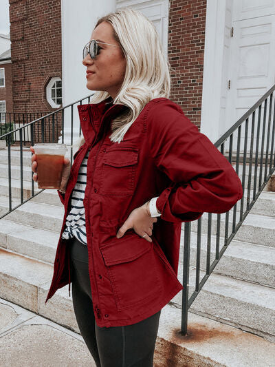 Retro Pocketed Long Sleeve Zip-Up Jacket Lightweight & Stylish Outerwear for Everyday Wear