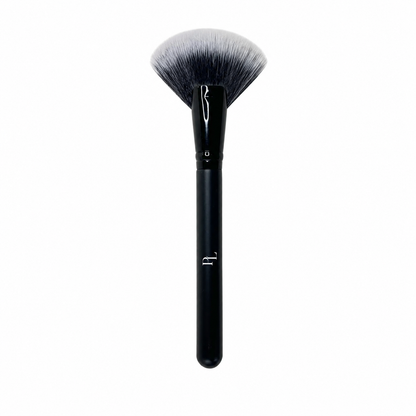 Cheek Fan Brush