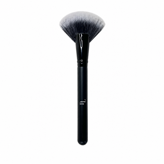 Cheek Fan Brush