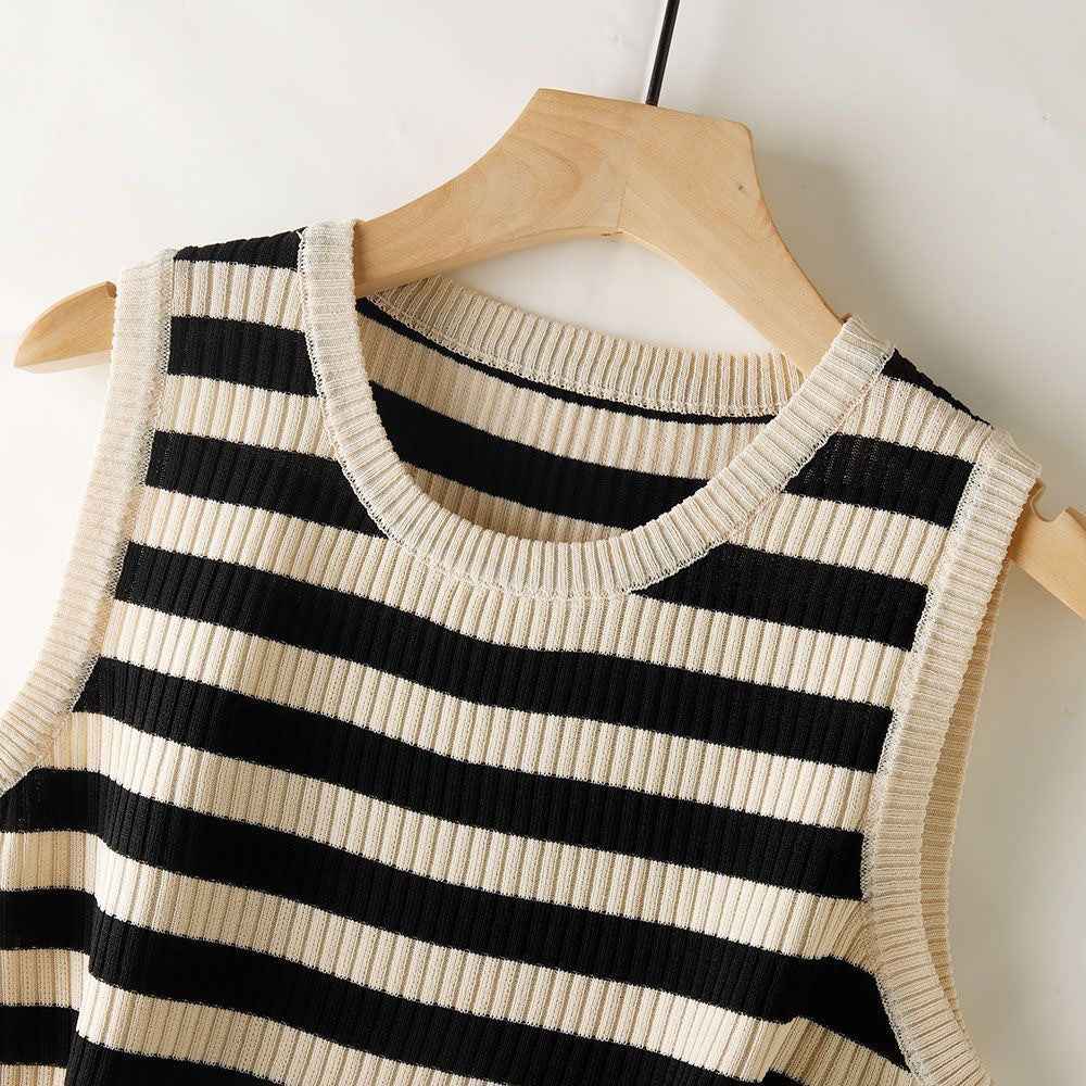 Slim Fit Round Neck Knit Tank Top