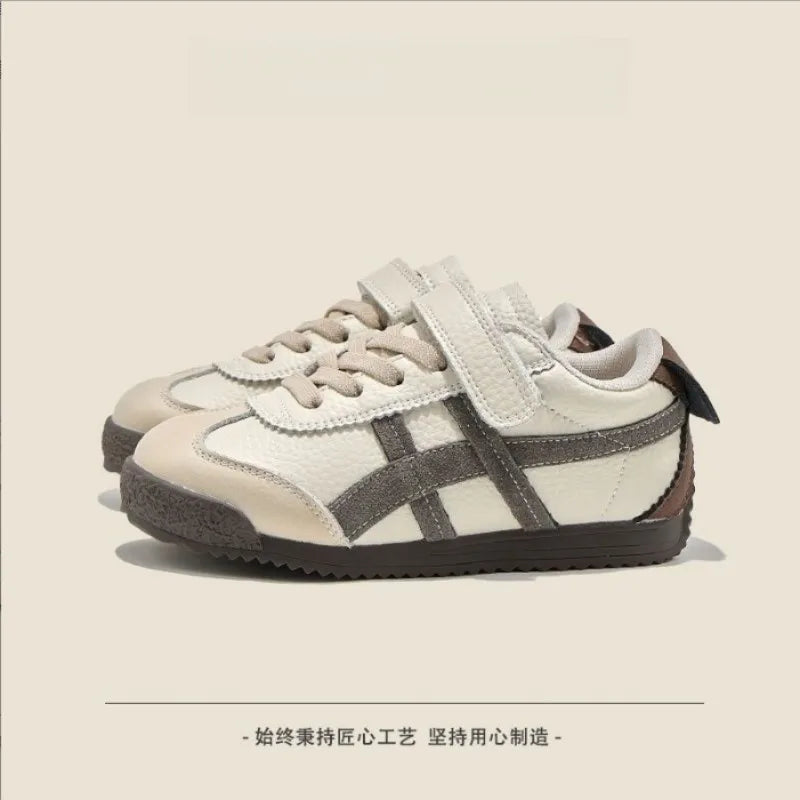 Boys' Shoes 2026 Spring Autumn New Soft Bottom Versatile Children's Sports Shoes Casual Board Shoes Girls' Moral Training Shoes