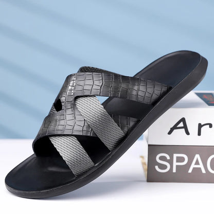 Men's Summer Comfortable Fashionable Beach Slippers Soft-Soled Single Strap Slip-On Slippers for Casual Wear