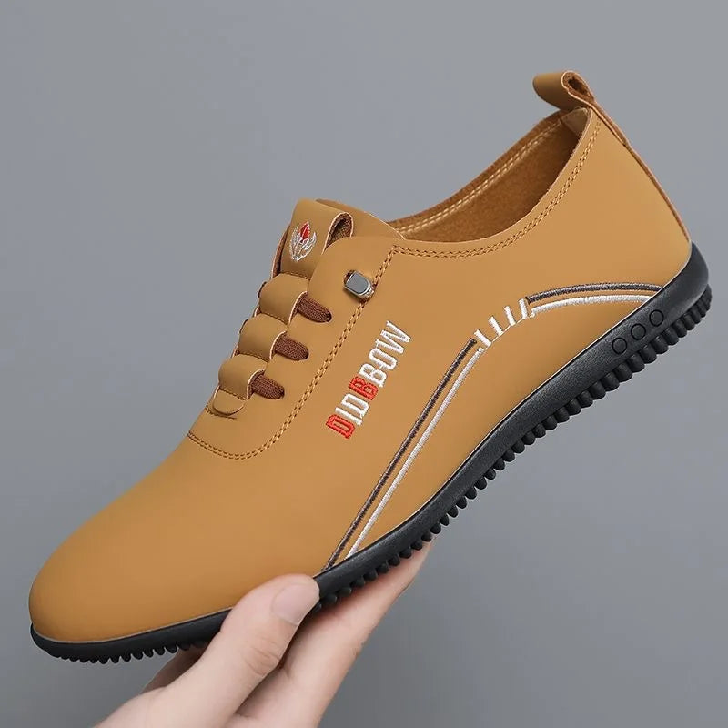Leather Shoes for Men Fashion Soft Sole Men Loafers Comfortable Lightweight Walking Shoes Men Flats Moccasins Zapatillas Hombre