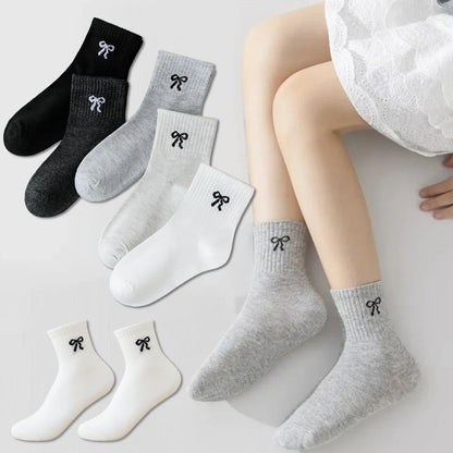 5/10 pairs of children's socks, girls' white sports short socks, suitable for spring, summer, autumn, and winter, moisture-wicki