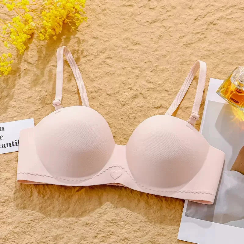 New One-piece Traceless Underwear for Girls with Small Breasts That Look Big and Gather To Prevent Sagging Bra for Women