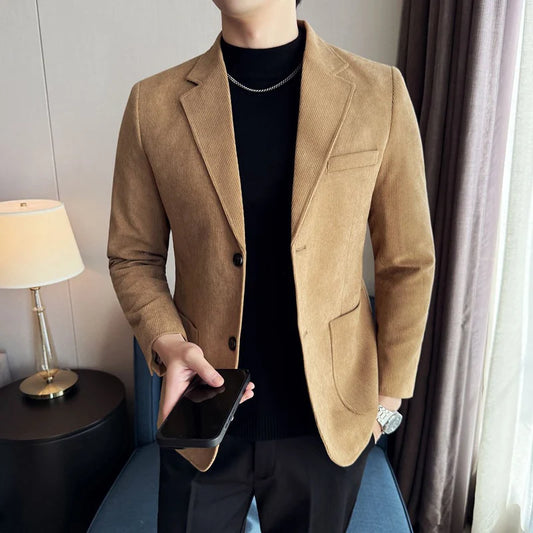 Corduroy suits are high-end, fashionable, cool and versatile. They are suitable for casual banquets, shopping, traveling, autumn