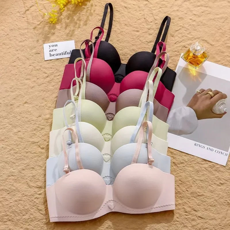 New One-piece Traceless Underwear for Girls with Small Breasts That Look Big and Gather To Prevent Sagging Bra for Women