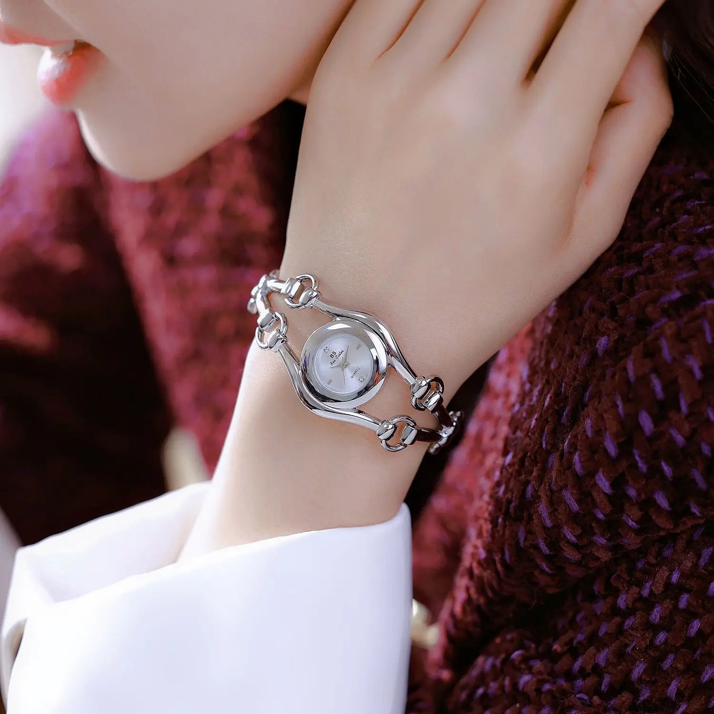 Fashion Luxury Watches For Woman 2025 New Luxury Golden Vintage Women's Wristwatches Ladies Dress Quartz Clock Relogio Feminino