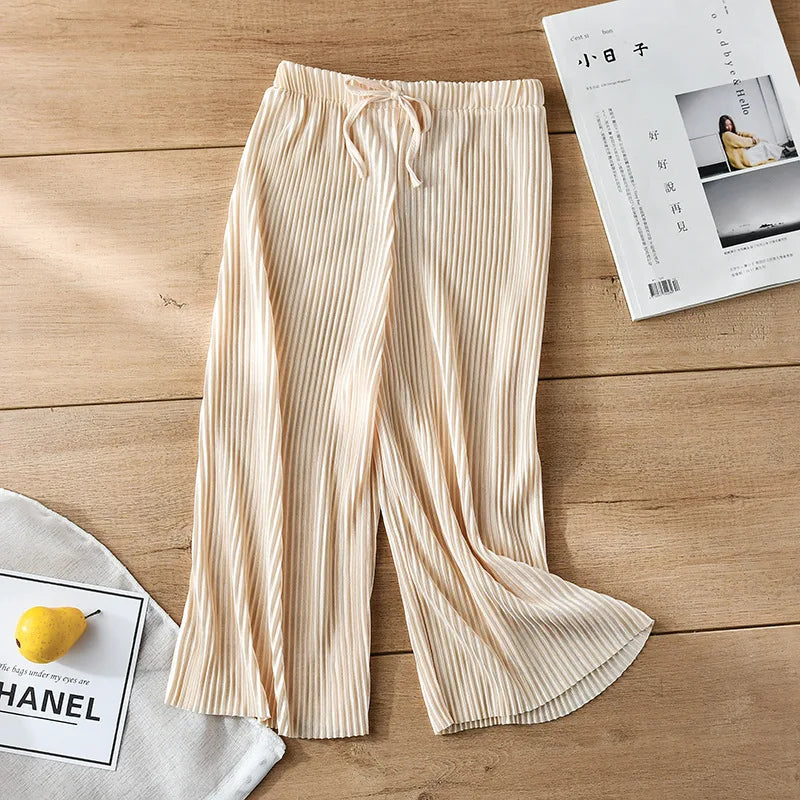 2025 New Girls' Pleated Wide-Leg Pants, Chiffon Ice Silk 9/10 Trousers, Loose Casual & Stylish Summer Wear，For Daily Wear.