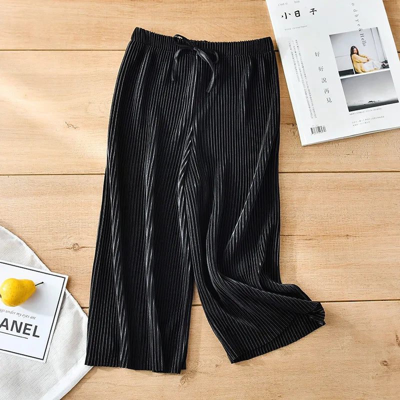 2025 New Girls' Pleated Wide-Leg Pants, Chiffon Ice Silk 9/10 Trousers, Loose Casual & Stylish Summer Wear，For Daily Wear.