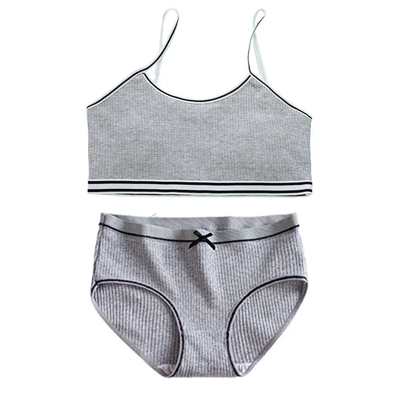 Girls Training Bras Panties Solid Kids Cotton Underwear Sets Teens Students Bra Vest and Panties Wireless Girls Cotton Bra 8-16Y