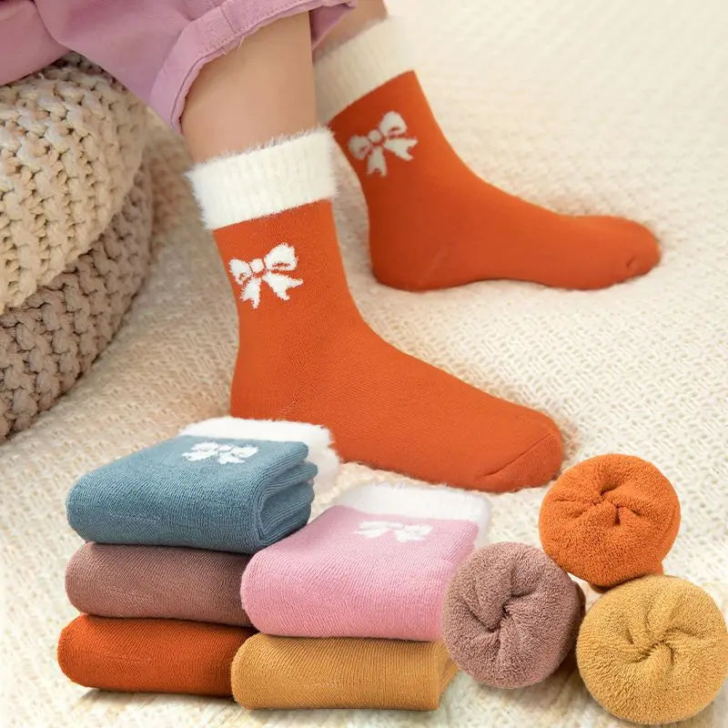 5 pairs of thick socks for girls in winter, medium to large-sized long tube looped socks with fleece added