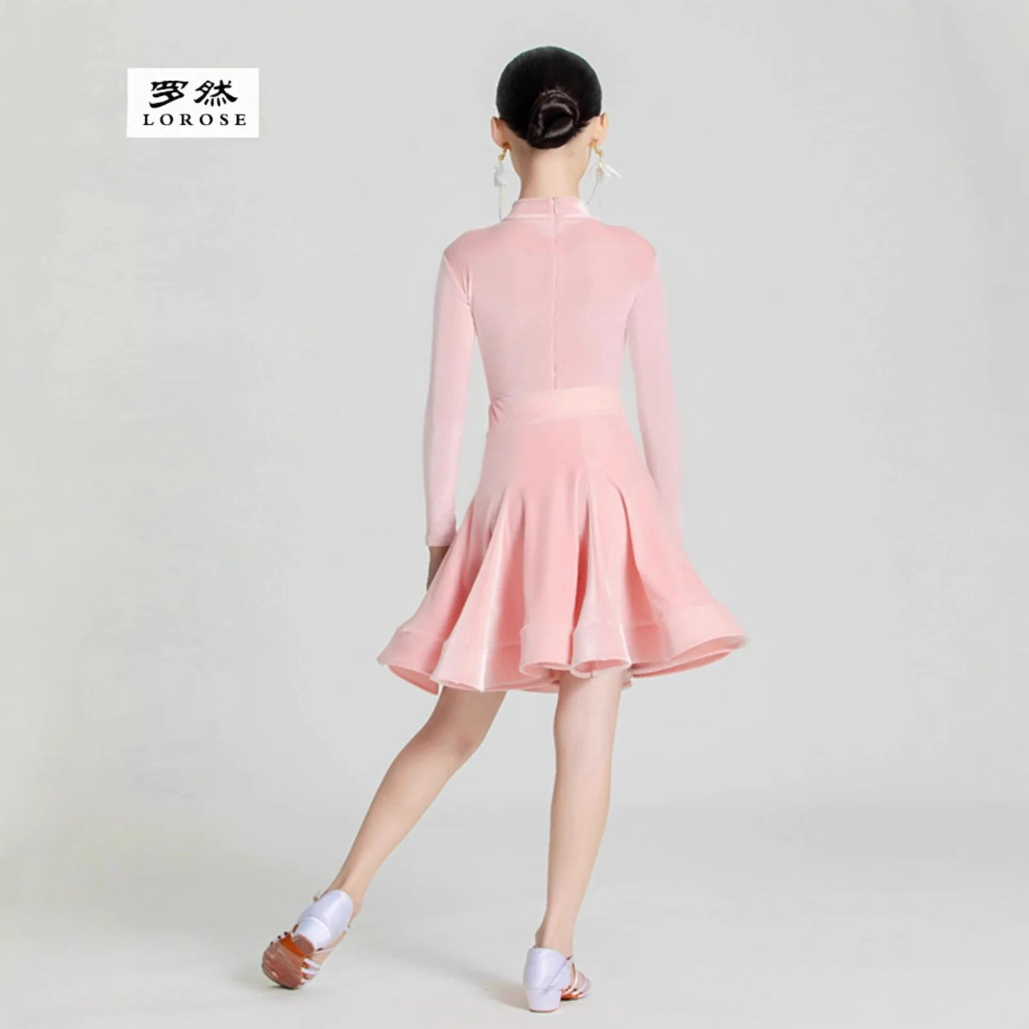 Girls' Latin Dance Dress Autumn/Winter Long Sleeve Professional Practice Dress Velvet Split Set Dance Performance Dress