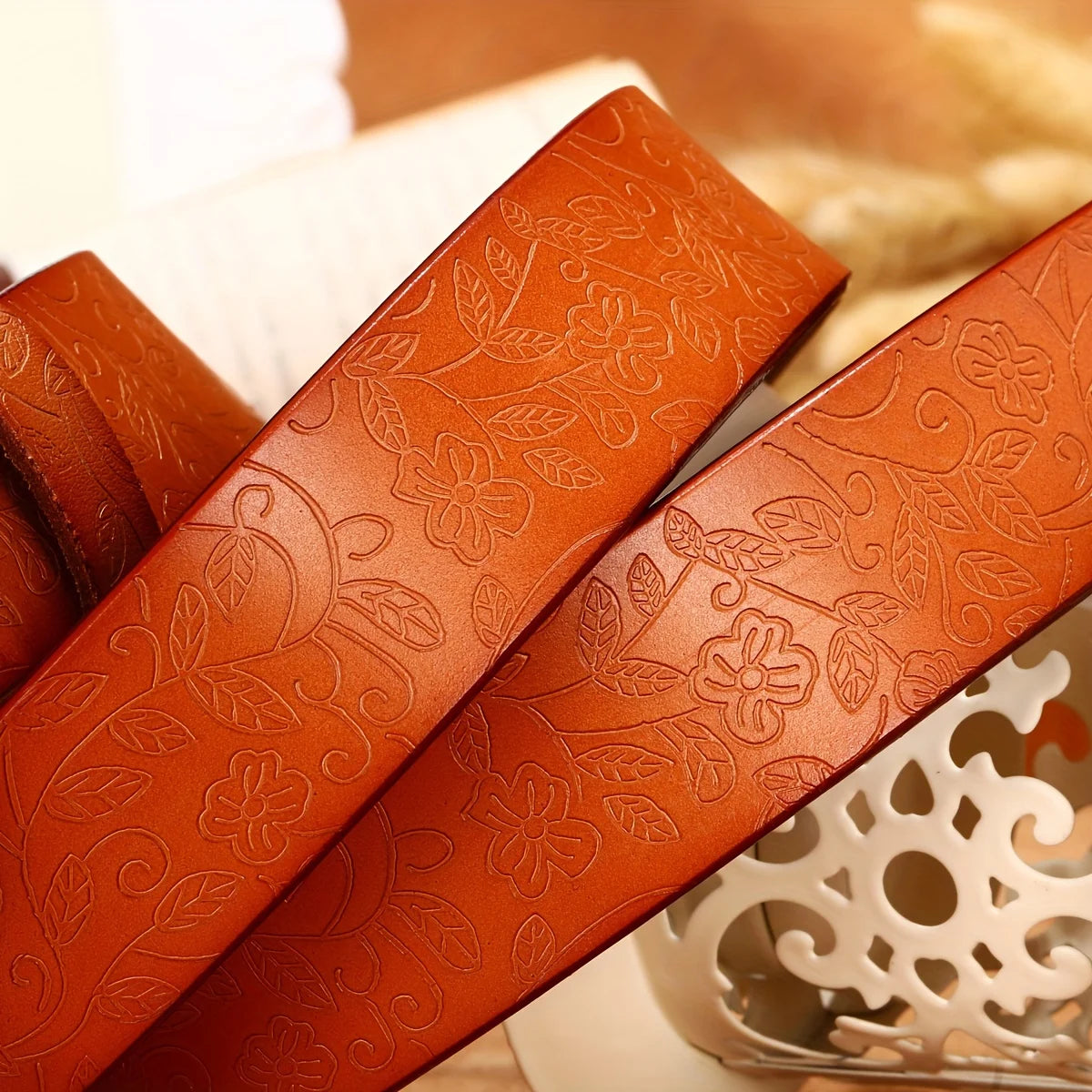 Vintage Flora Women Belts Cowhide Leather Belt Waistband with Sculpture Alloy Buckle for Dresses Skirts and Jeans