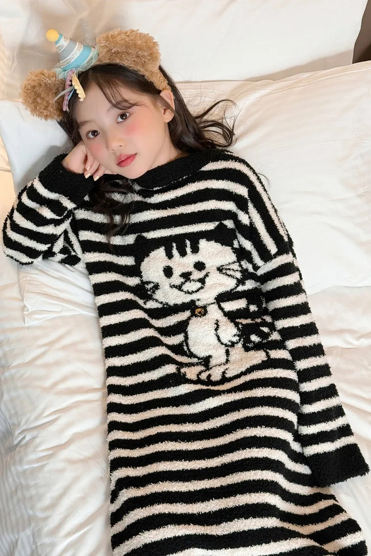 Girls Pajamas 2025 New Children's Nightgown Children's Autumn and Winter Loungewear