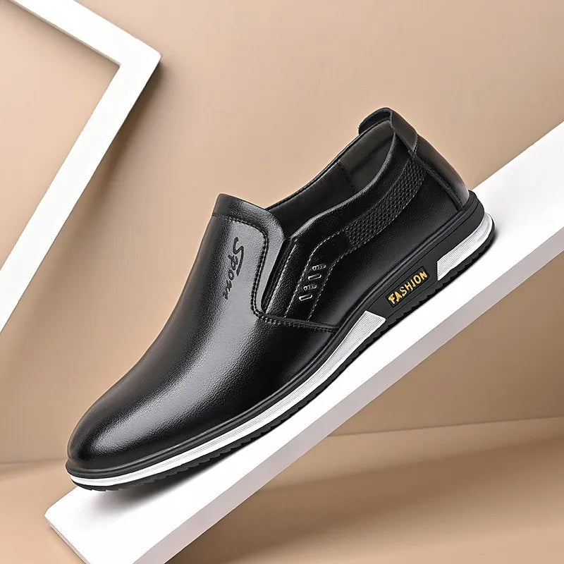 White Leather Shoes for Men in The Summer of 2025new Breathable Hollowed Dress Shoes Men Men Driving Shoes British Leather Shoe