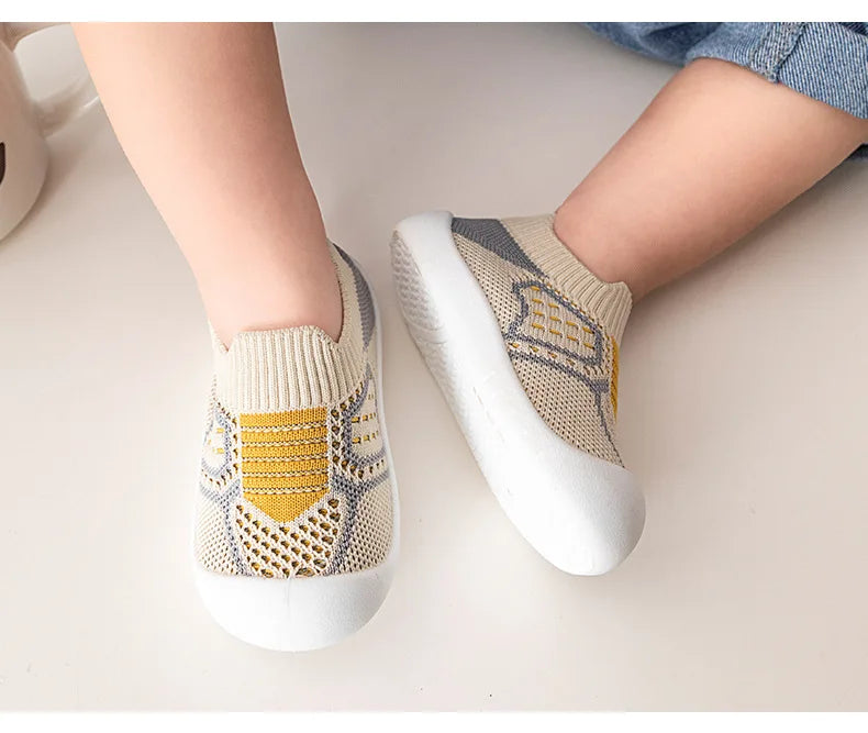 Baby Shoes Anti-slip Breathable Infant Crib Floor Socks with Rubber Sole for Children Boys Mesh Shoes Soft Bottom Baby Girl 아기신발