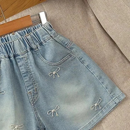 Girls Denim Shorts 2025 Summer New Big Children Embroiderers Bow Short Jeans Teenager Casual Loose Pants Kids Fashion Clothing