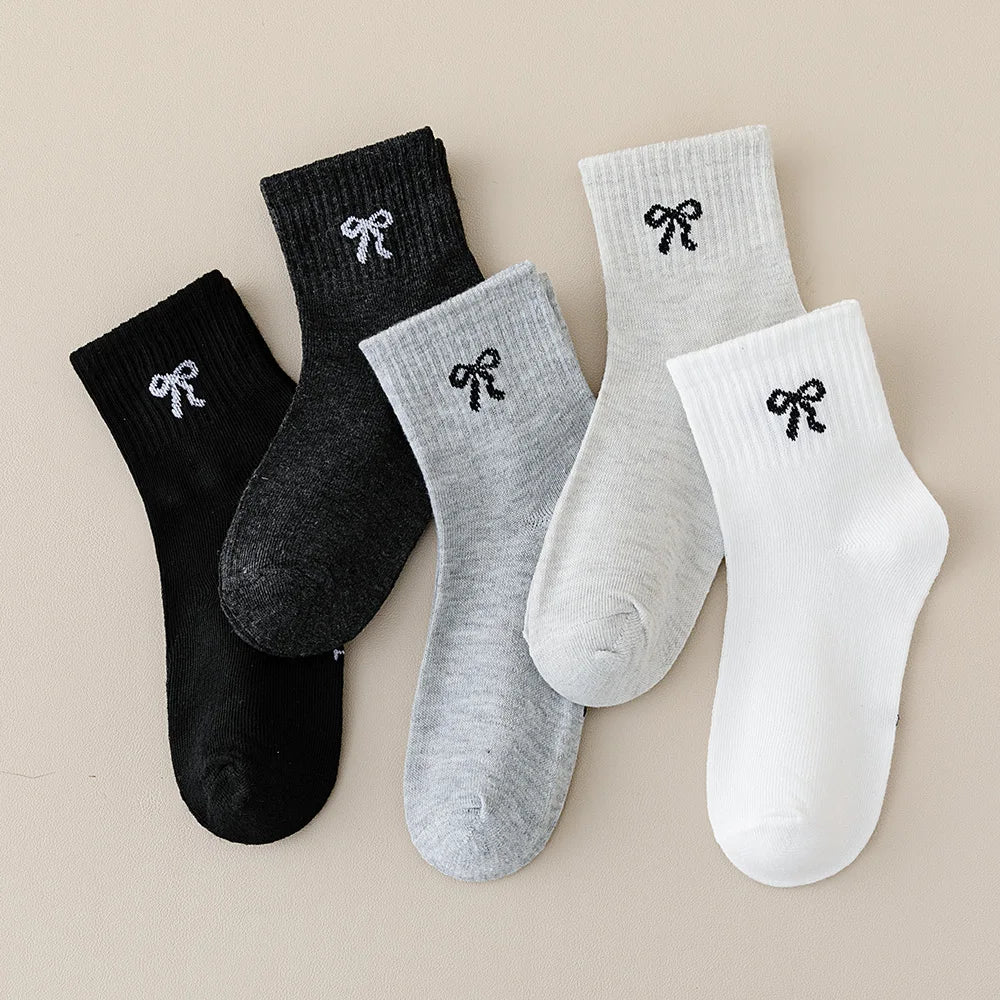 5/10 pairs of children's socks, girls' white sports short socks, suitable for spring, summer, autumn, and winter, moisture-wicki