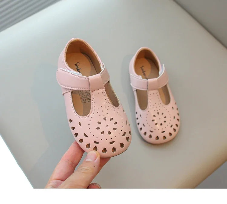 Baby Girls Dress Shoes for Wedding Party Cut-outs Hollow Soft Princess Breathable Kids Leather Flats T-strap 2025 Spring Summer