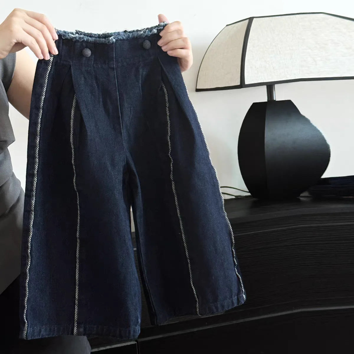 Girls' Jeans 2025 Autumn and Spring New Fashionable and Stylish Casual Pants for Little Girls Loose Straight Leg Pants