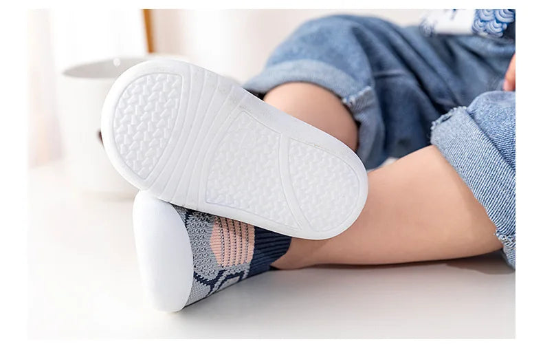 Baby Shoes Anti-slip Breathable Infant Crib Floor Socks with Rubber Sole for Children Boys Mesh Shoes Soft Bottom Baby Girl 아기신발