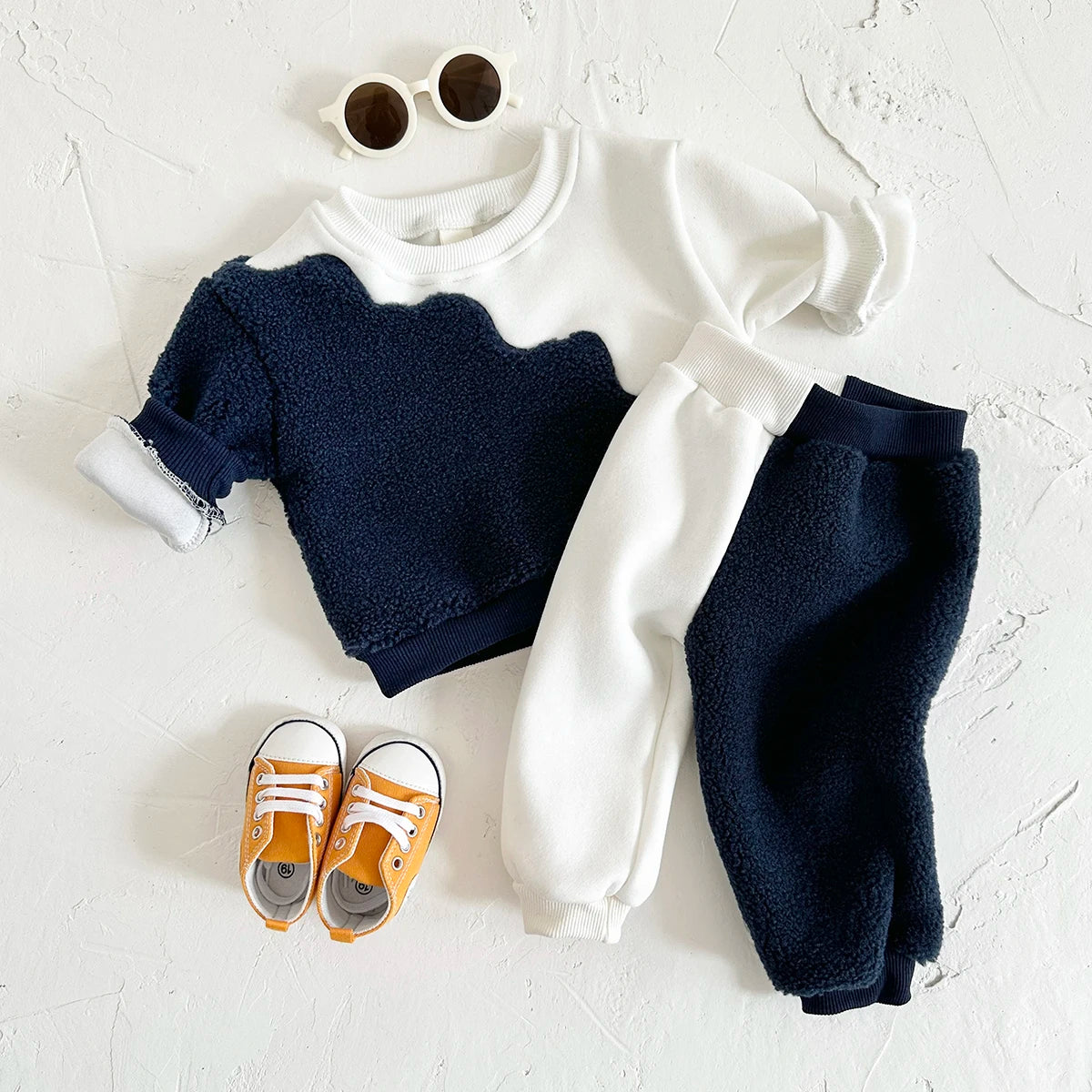2Pcs Baby Boys Clothes New Casual Wear Lamb Wool Children Clothes Long Sleeves Sweatshirt Top Pants Color Block Kids Clothes