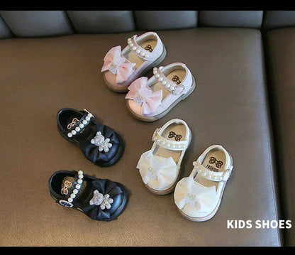 Baby Girls Walking Shoes with Big Bow Bear Children Princess Shoes Soft Sole Round Toe 2025 New Fashion Kids Flat Shoes Non-slip