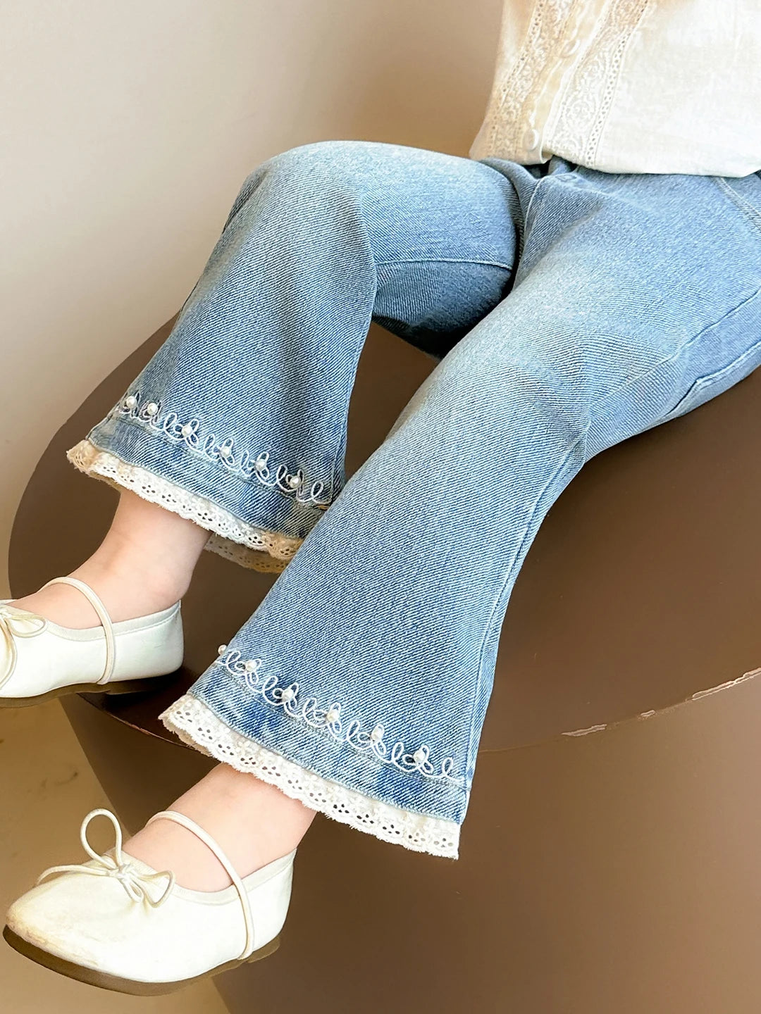 Girls Casual Pearl Trimmed Denim Pants Spring Autumn New Style Fashionable Kids Clothing High Waist Flared Legs Thin Material