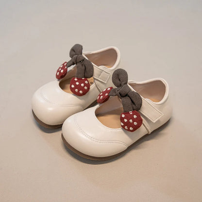 Baby Girls Leather Shoes with Cute Bow 2026 New Spring Autumn Toddler School Dance Flats Soft Sole Chic Princess Party Dress Up